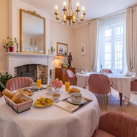 Hotel Le Griffon 1855 Saint-Laurent-Des-Autels Zewnętrze zdjęcie