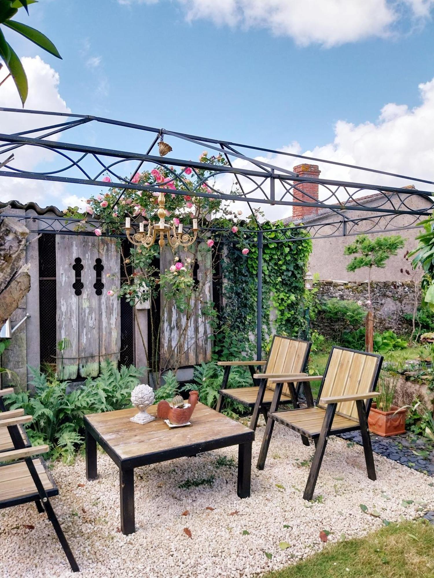 Hotel Le Griffon 1855 Saint-Laurent-Des-Autels Zewnętrze zdjęcie